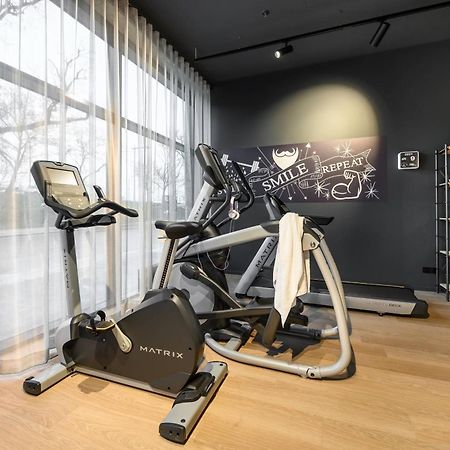 Moxy Dresden Neustadt Exterior foto